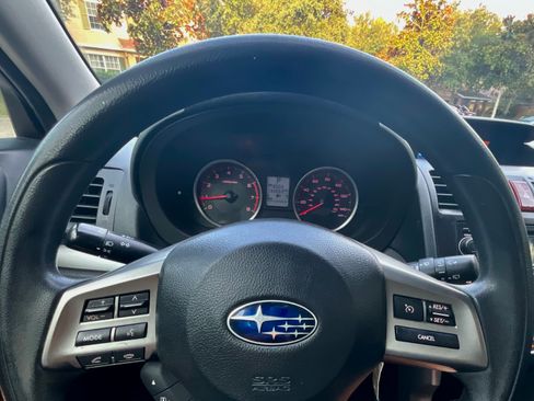 Used 2015 Subaru Forester 2.5i w/ Alloy Wheel Package AWD/4WD image 10