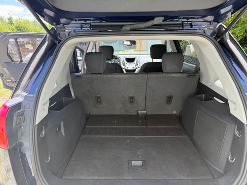 Used 2016 GMC Terrain SLE FWD image 2