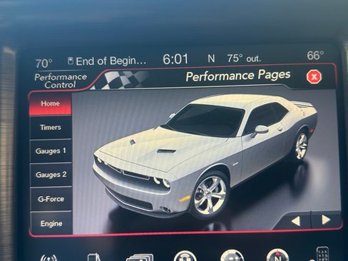 Used 2015 Dodge Challenger R/T Plus image 28
