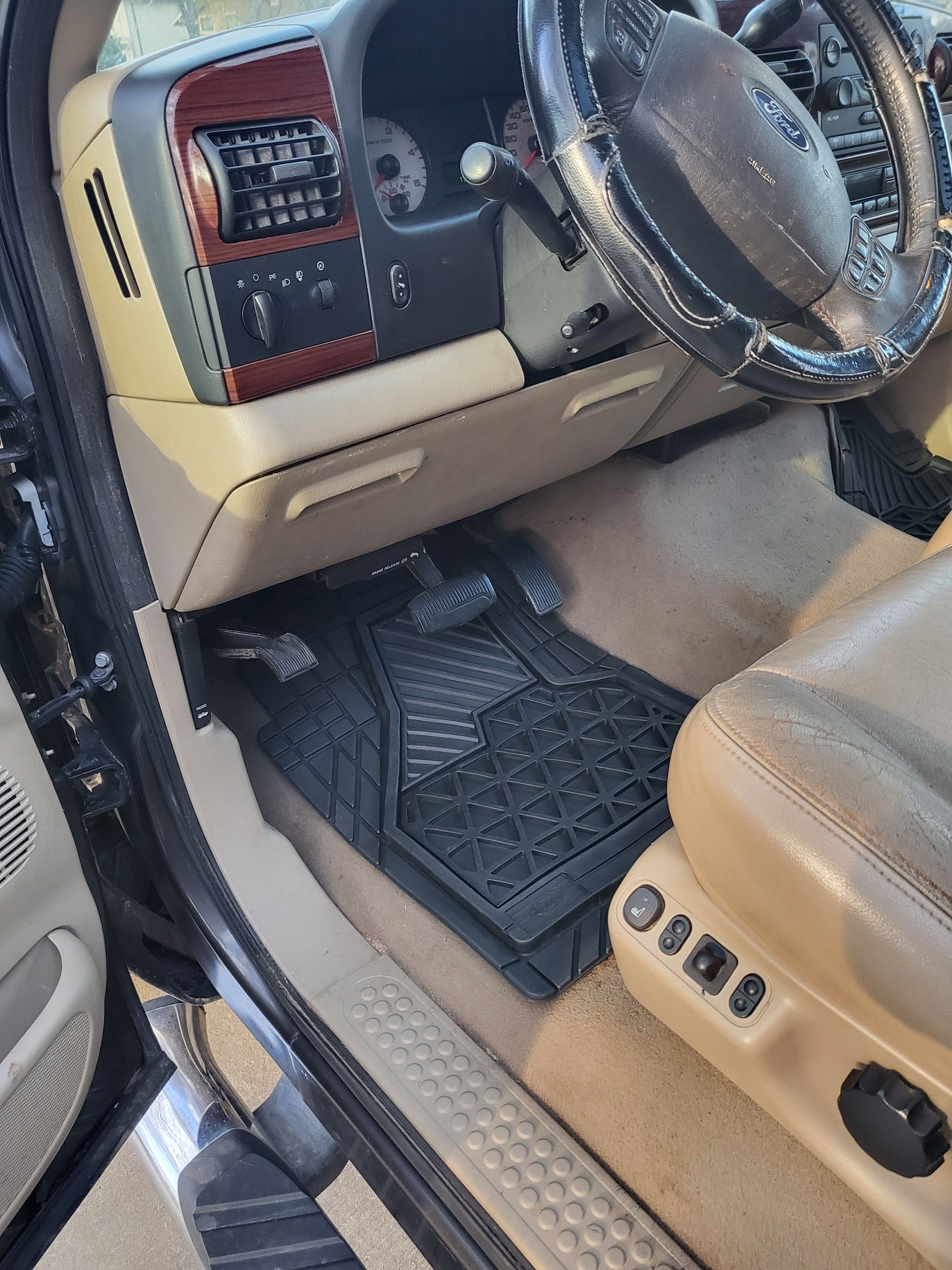 Used 2007 Ford F350 Lariat AWD/4WD image 18