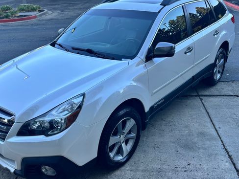 Used 2013 Subaru Outback 2.5i Limited image 11