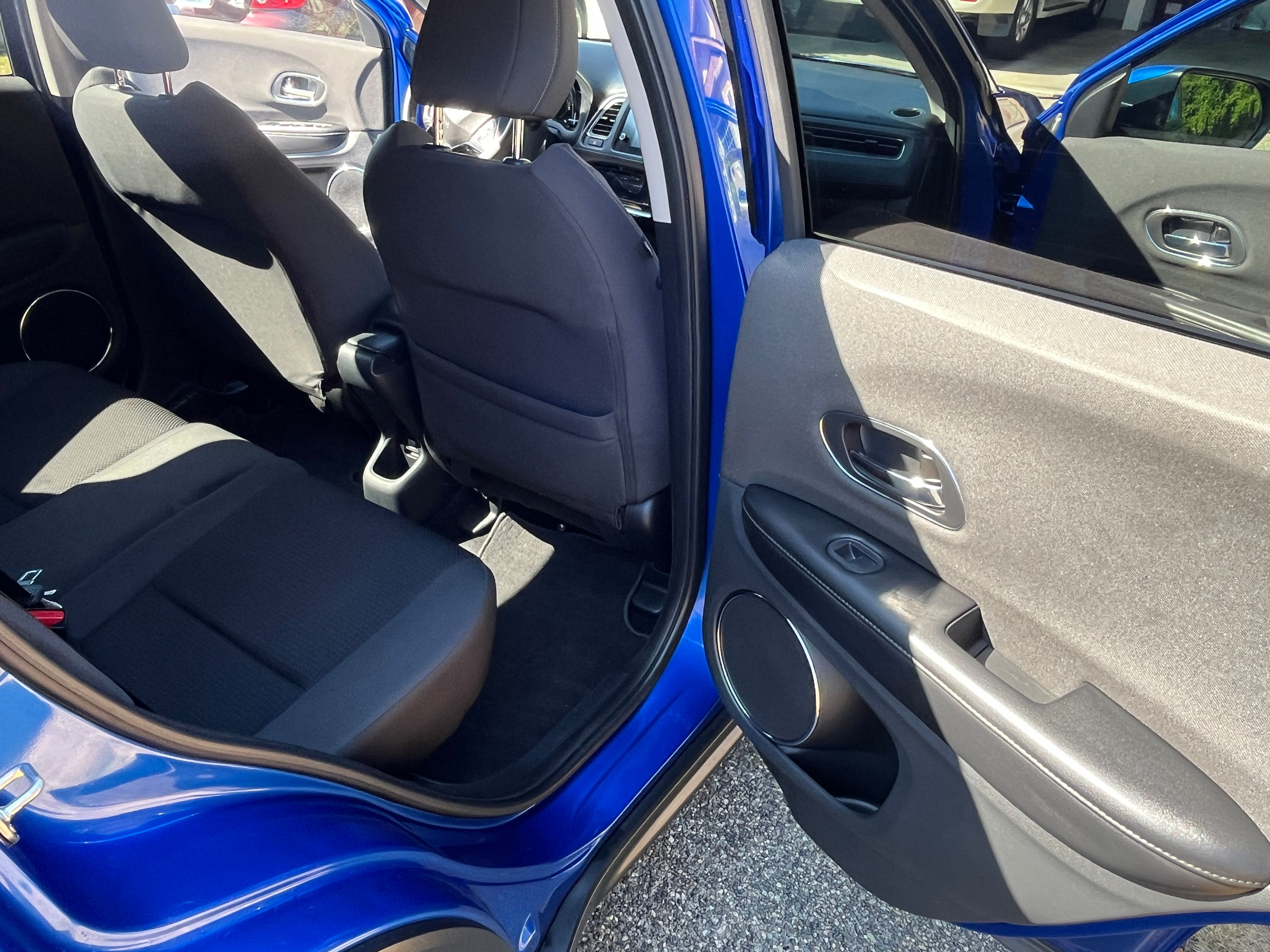 Used 2021 Honda HR-V EX image 17