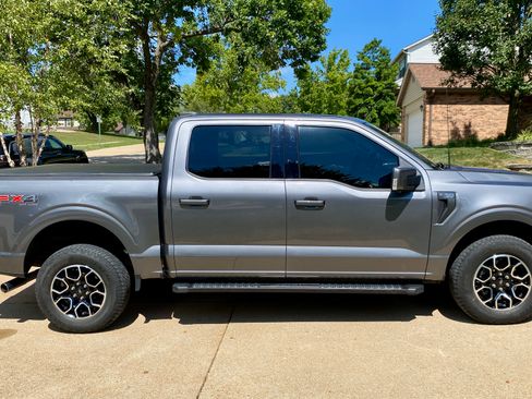 Used 2021 Ford F150 Lariat AWD/4WD image 4