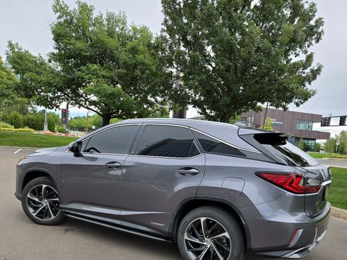 Used 2017 Lexus RX 450h AWD w/ Luxury Package image 14