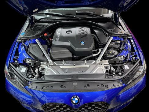 Used 2025 BMW 430i xDrive Convertible w/ M Sport Package image 23