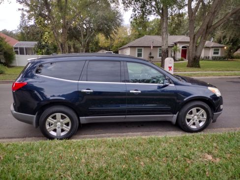 Used 2012 Chevrolet Traverse LT image 10