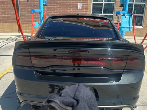 Used 2011 Dodge Charger R/T RWD image 9