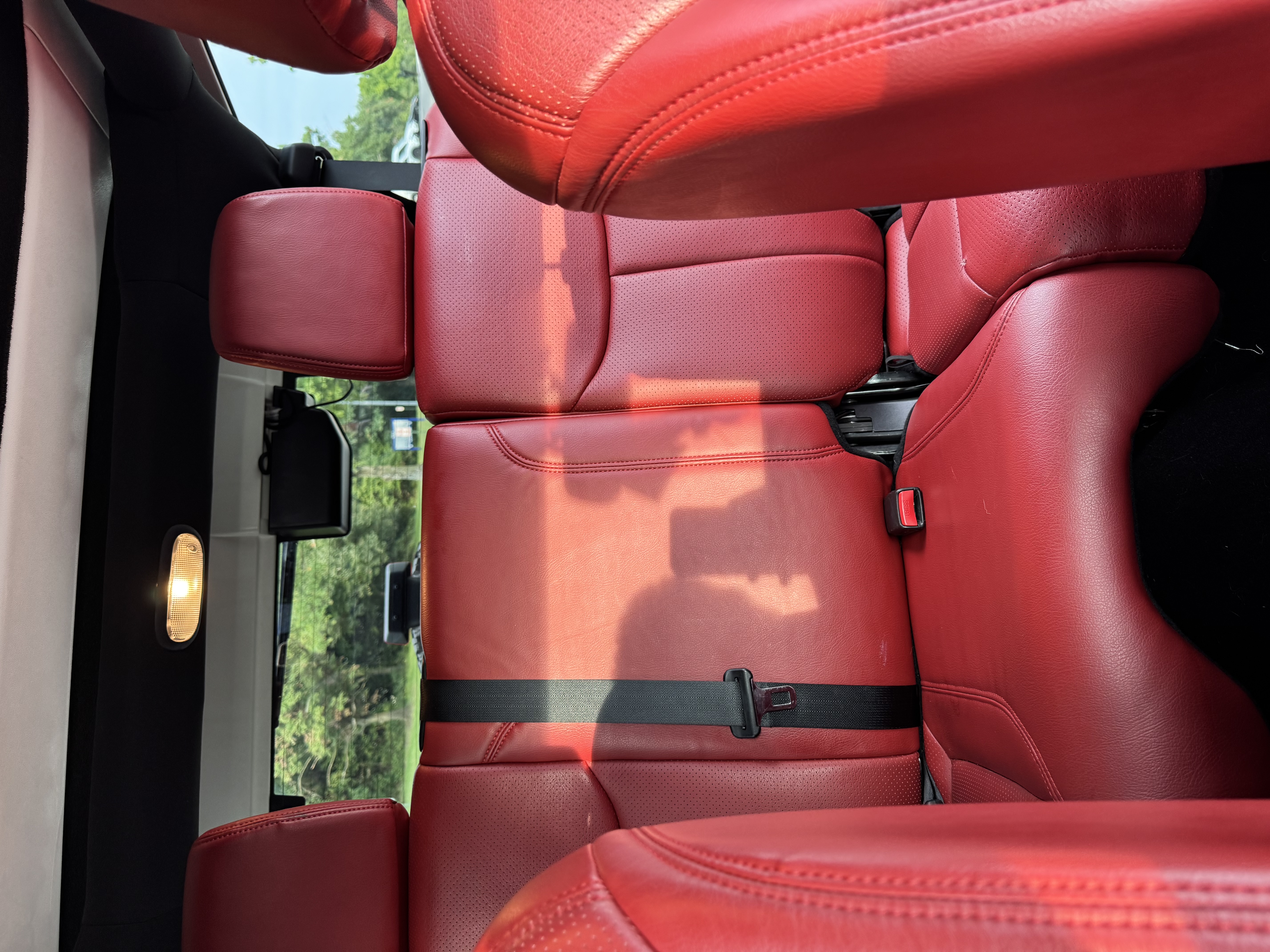 Used 2018 Jeep Wrangler Unlimited Sport S AWD/4WD image 22
