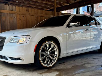Used 2021 Chrysler 300 Touring w/ Chrome Appearance Package