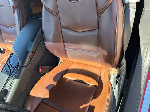 Used 2014 Cadillac ELR w/ Luxury Package image 6