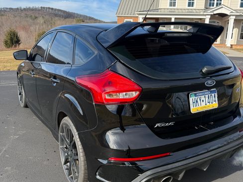 Used 2017 Ford Focus RS image 4