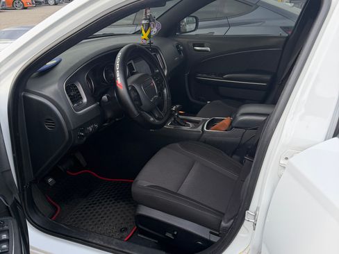 Used 2022 Dodge Charger SXT image 5