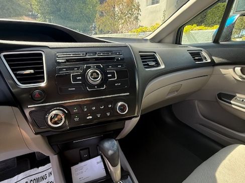 Used 2013 Honda Civic LX image 12