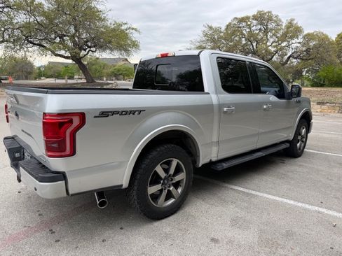 Used 2015 Ford F150 Lariat image 5