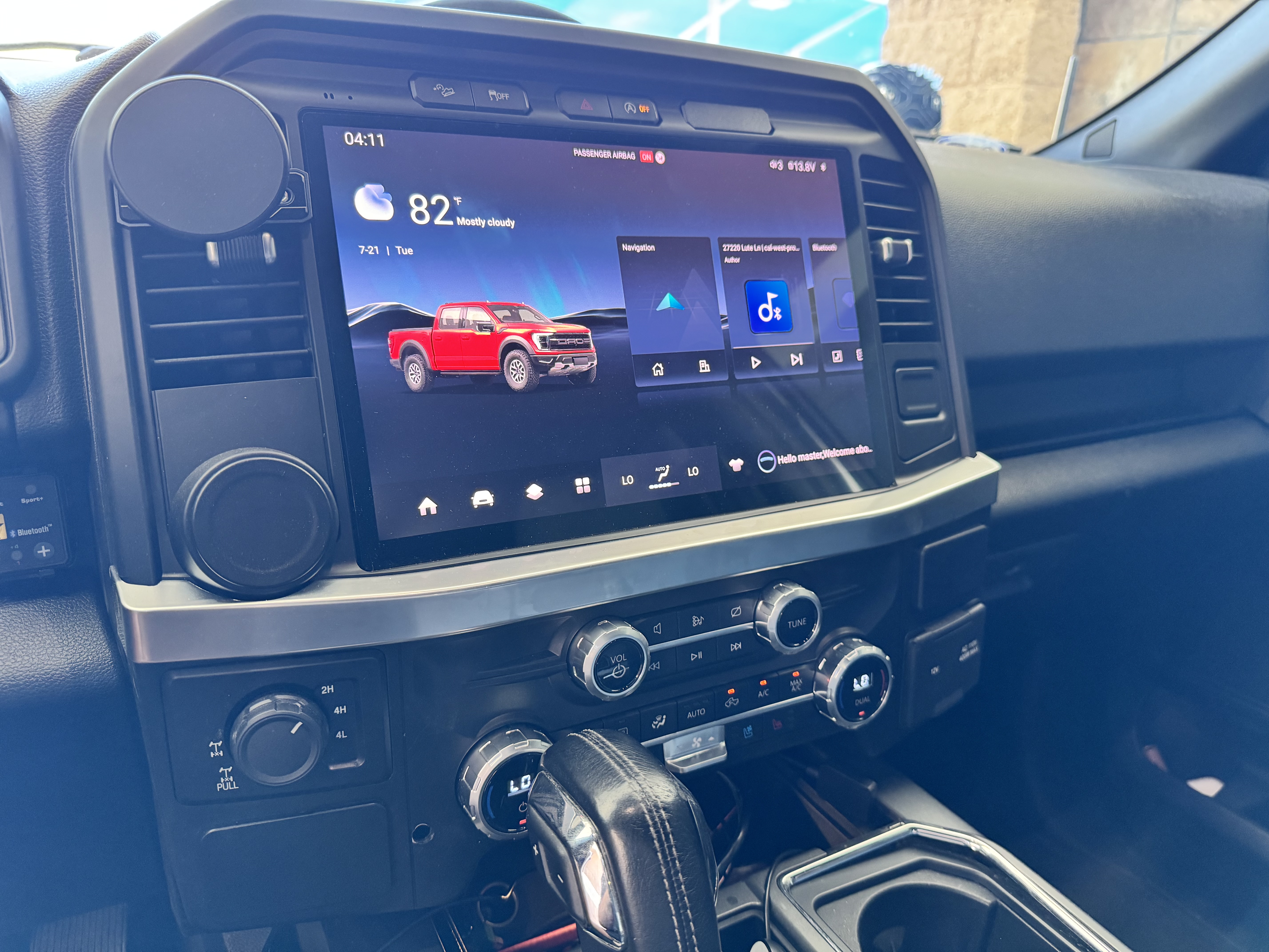 Used 2015 Ford F150 XLT w/ Equipment Group 301A Mid AWD/4WD image 13