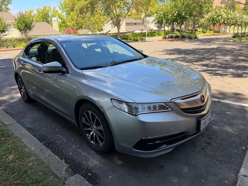 Used 2017 Acura TLX FWD image 20