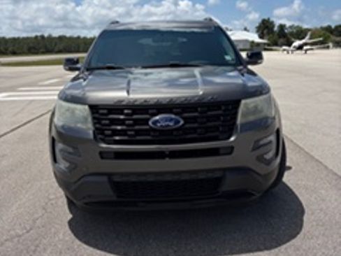 Used 2016 Ford Explorer Sport w/ Equipment Group 401A AWD/4WD image 5