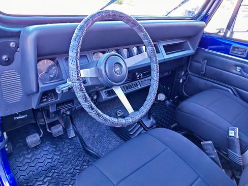 Used 1994 Jeep Wrangler Sport S image 19