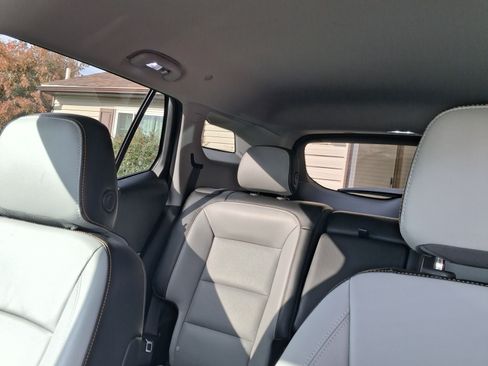 Used 2019 GMC Terrain SLT w/ Preferred Package image 13