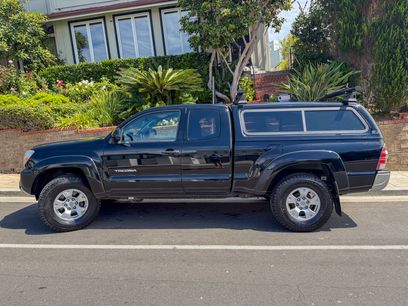Used 2015 Toyota Tacoma 4x4 Access Cab w/ SR5 Package