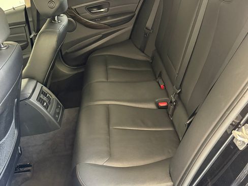 Used 2013 BMW 328i xDrive Sedan AWD/4WD image 11
