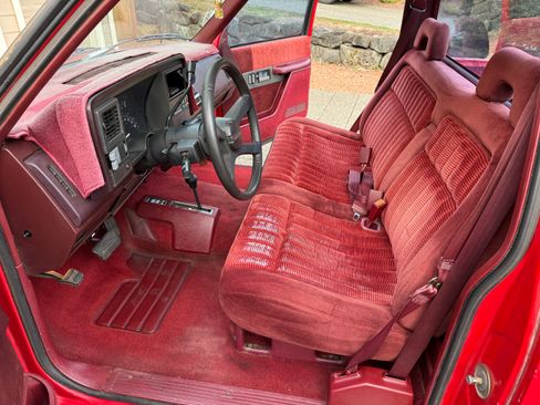Used 1992 Chevrolet Silverado 1500 4x4 Regular Cab image 15