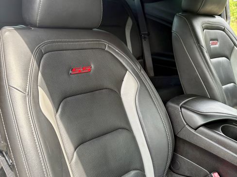 Used 2018 Chevrolet Camaro SS w/ Redline Edition RWD image 16