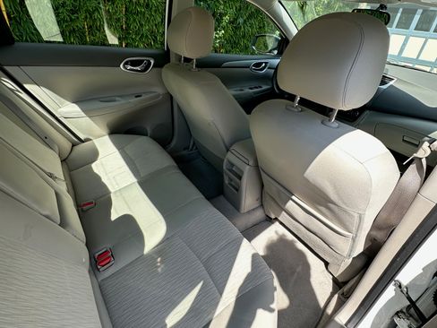 Used 2014 Nissan Sentra SV w/ SV Driver Package FWD image 11