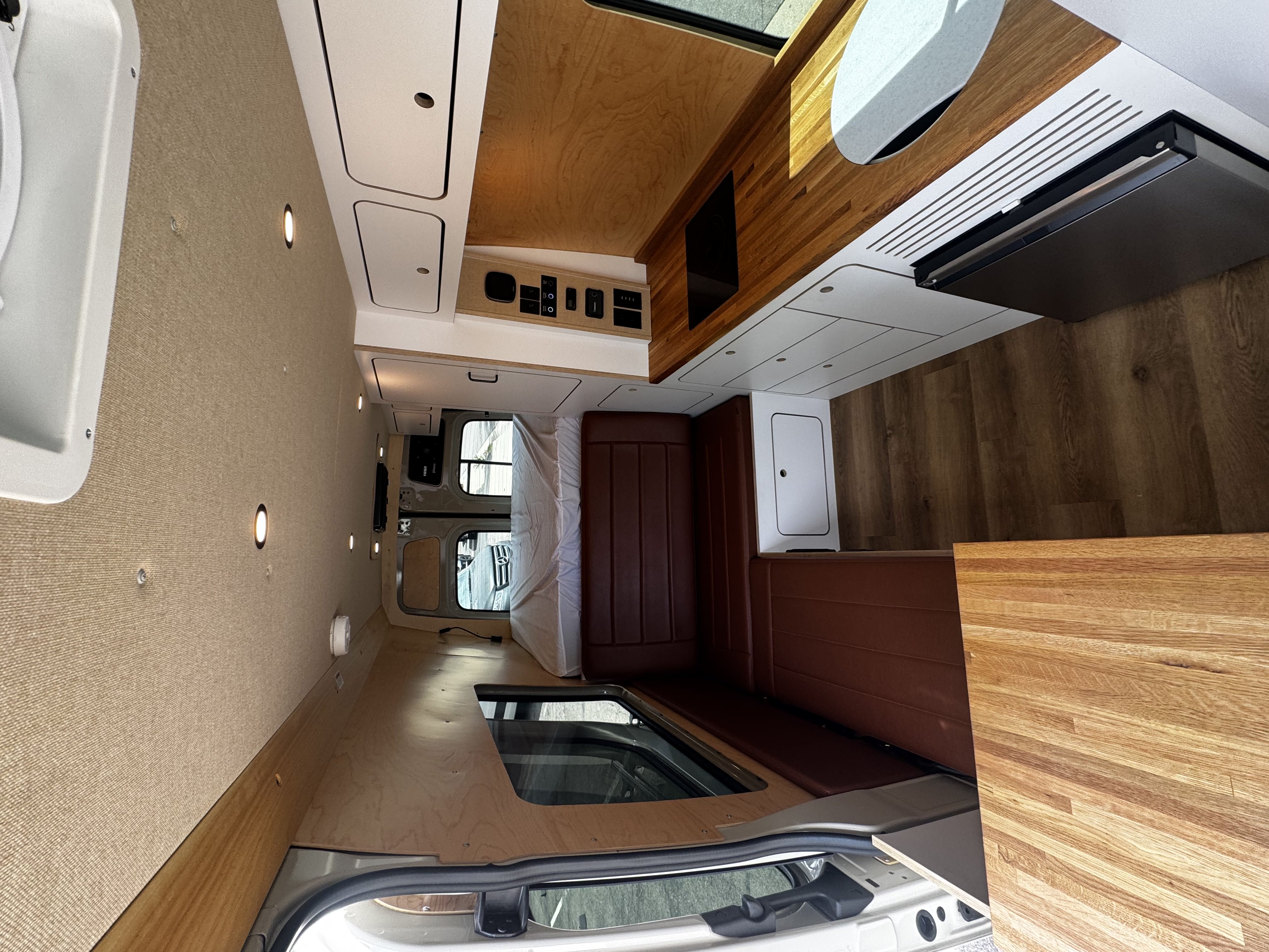 Used 2025 Mercedes-Benz Sprinter 2500 image 13
