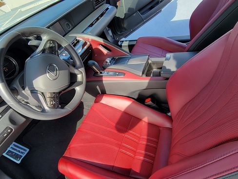 Used 2019 Lexus LC 500 Coupe w/ Carbon Fiber Package RWD image 9