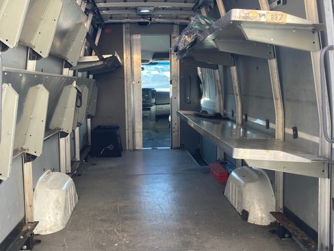 Used 2012 Mercedes-Benz Sprinter 2500 image 4