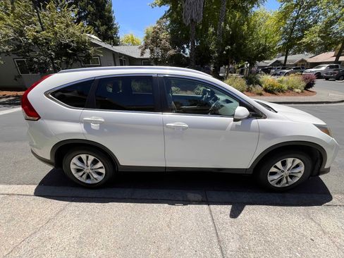 Used 2014 Honda CR-V EX-L image 2