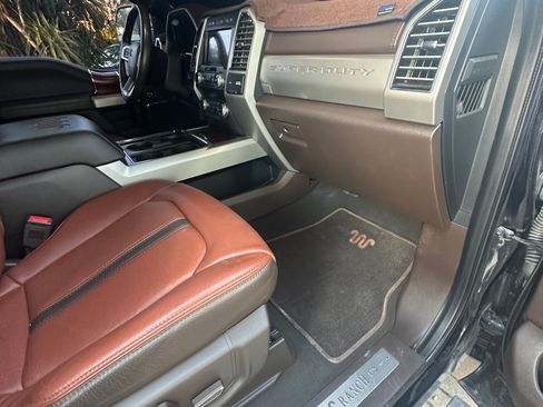 Used 2020 Ford F350 King Ranch w/ King Ranch Ultimate Package image 15