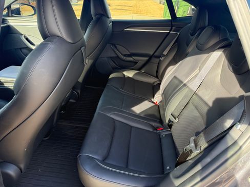 Used 2021 Tesla Model S Plaid image 12