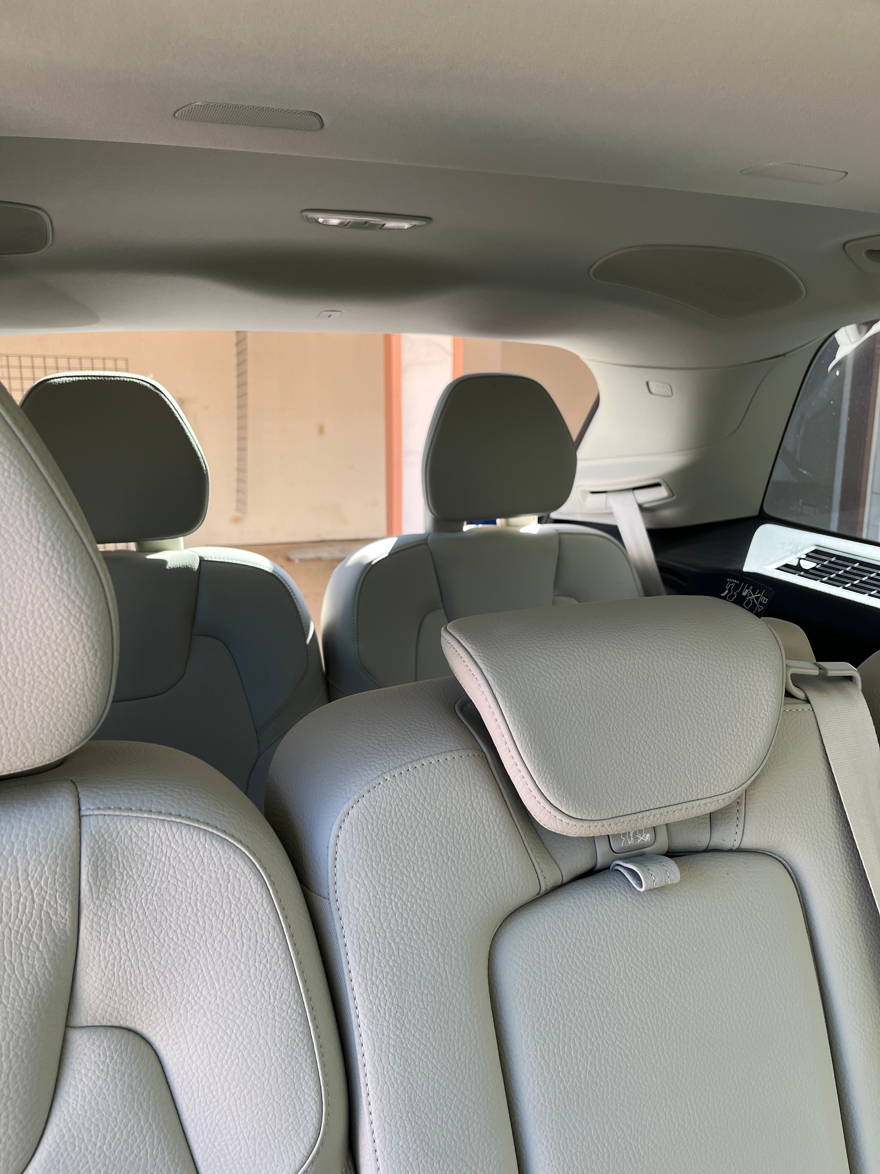 Used 2023 Volvo XC90 T8 Plus AWD/4WD image 11