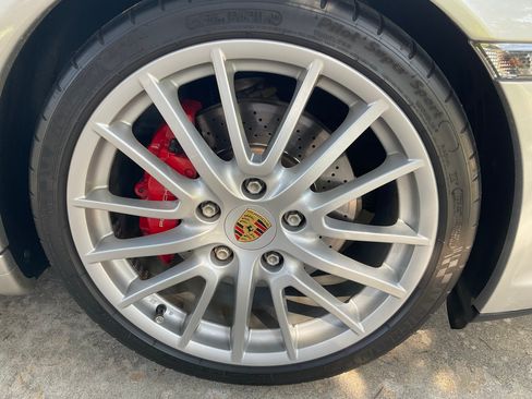 Used 2005 Porsche 911 Carrera S RWD image 14