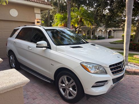 Used 2012 Mercedes-Benz ML 350 4MATIC image 2