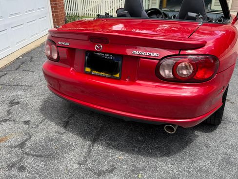 Used 2004 MAZDA MX-5 Miata MAZDASPEED RWD image 9