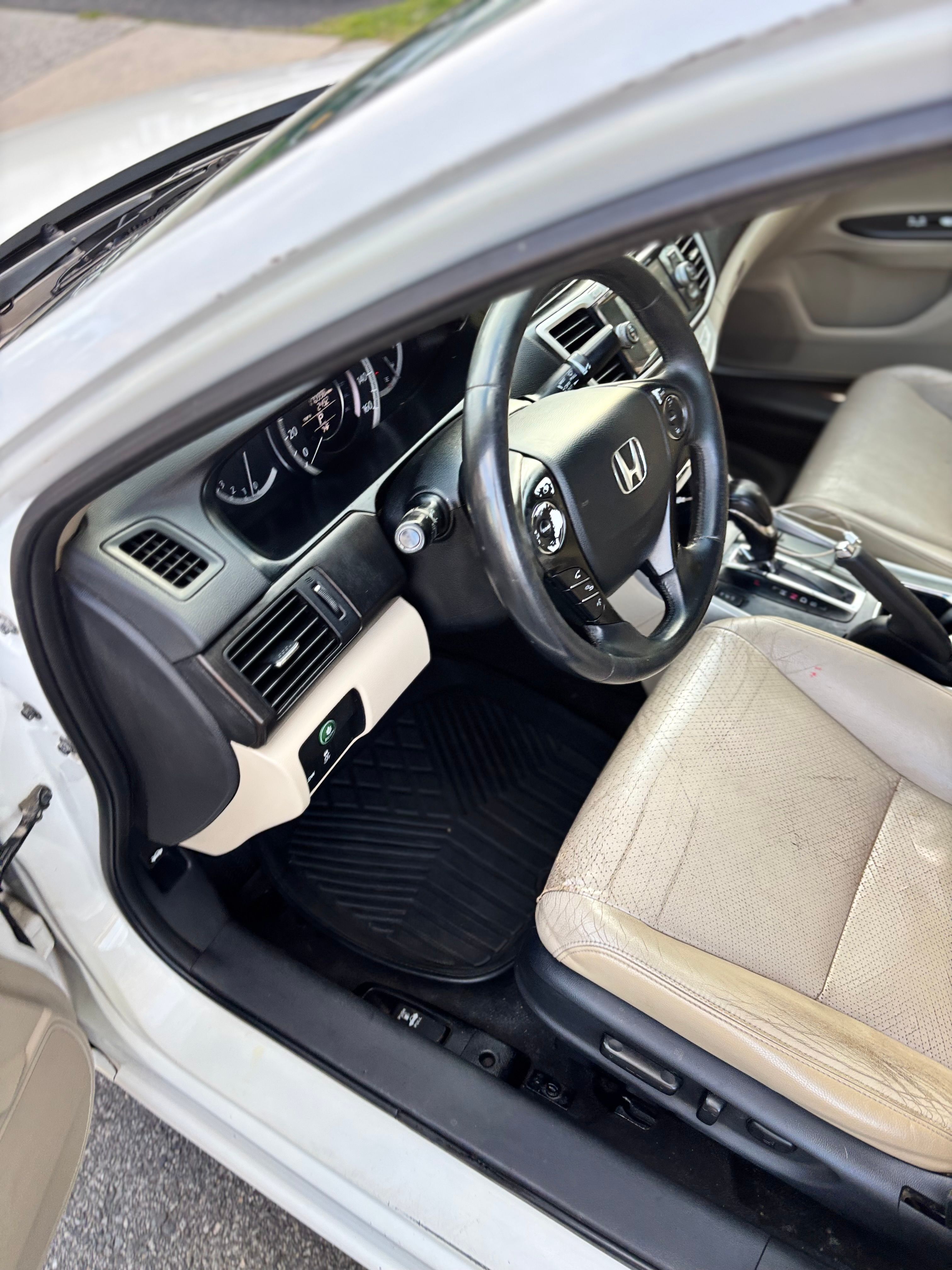 Used 2013 Honda Accord EX-L image 6