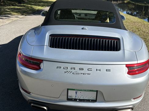 Used 2018 Porsche 911 Carrera image 12