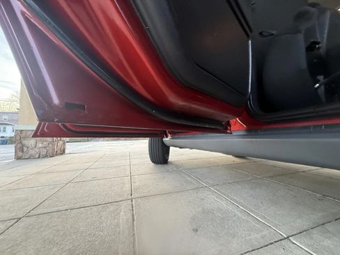 Used 2004 Jeep Grand Cherokee Laredo image 22