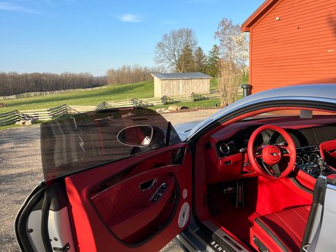 Used 2023 Bentley Continental GT Speed image 12