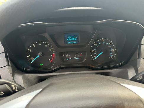 Used 2019 Ford Transit 350 XLT image 8