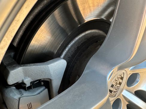 Used 2015 Porsche Macan S image 15