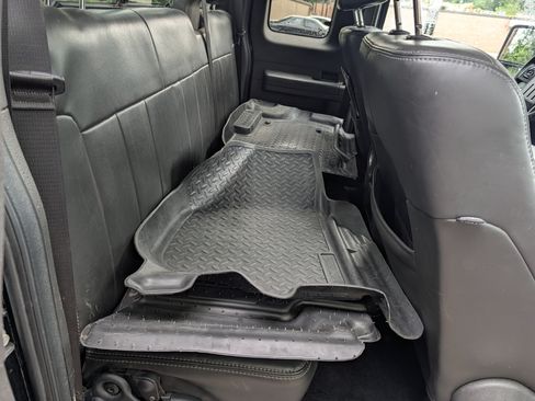 Used 2011 Ford F350 Lariat w/ Lariat Interior Pkg AWD/4WD image 17