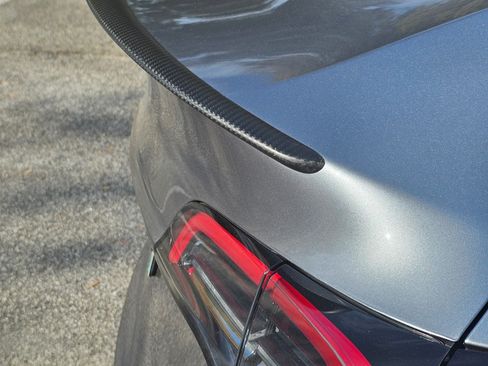 Used 2024 Tesla Model Y Long Range image 21