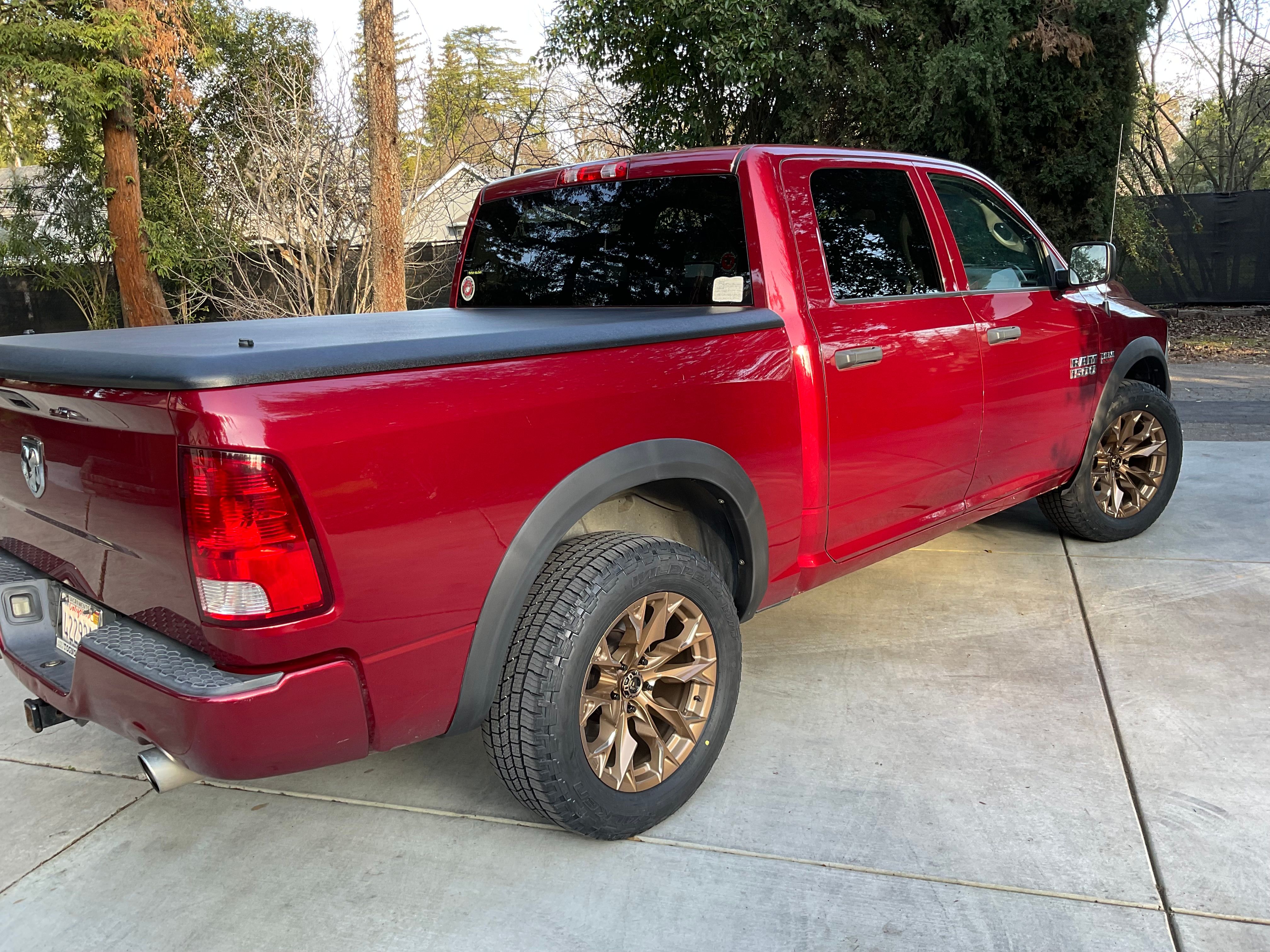 Used 2015 RAM 1500 Express RWD image 5