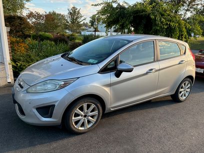 Used 2011 Ford Fiesta SE w/ 203A Rapid Spec Order Code