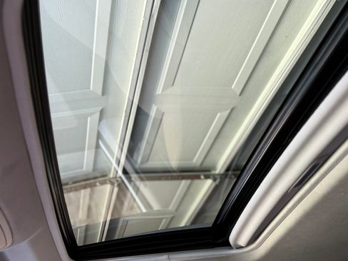 Used 2018 Toyota RAV4 Limited w/ Protection Package image 16