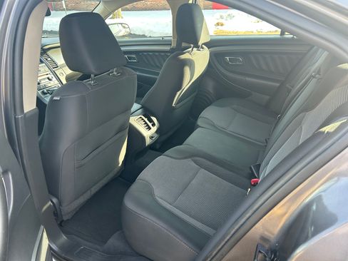 Used 2011 Ford Taurus SEL image 10
